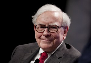 Warren Buffett, chairman of Berkshire Hathaway Inc., left, speaks to David Rubenstein, co-founder and managing director of the Carlyle Group, during the Economic Club of Washington dinner event in Washington, D.C., U.S., on Tuesday, June 5, 2012. Buffett said he doesn't expect another U.S. recession unless Europe's crisis spreads. 